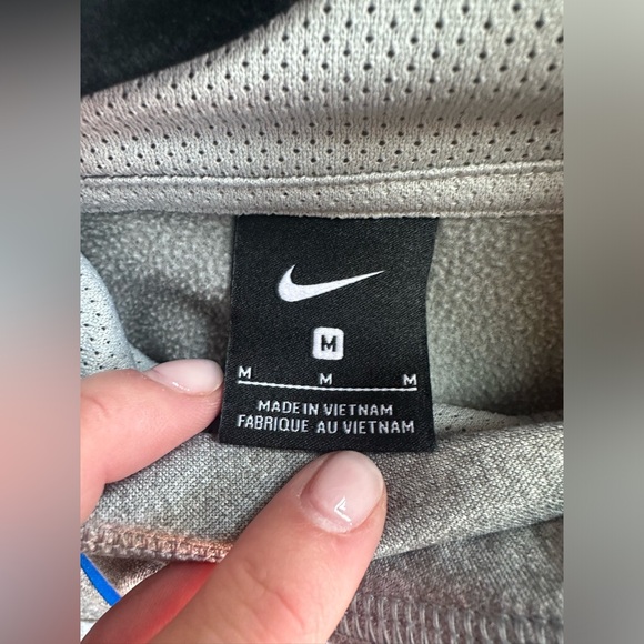 Nike MLB Los Angeles Dodgers Womens
Size M Hoodie 2020 World Series Champions - Picture 2 of 5